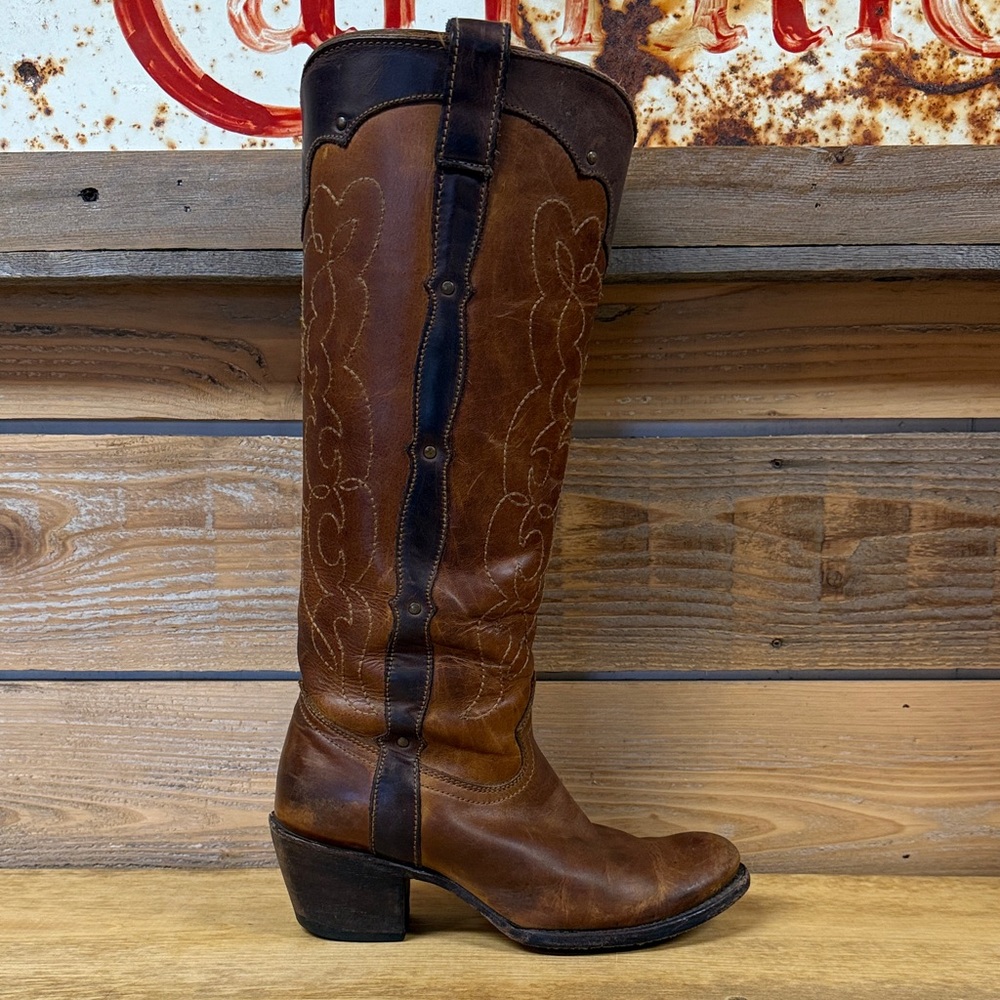 Elegant Brown Leather Heeled Boots